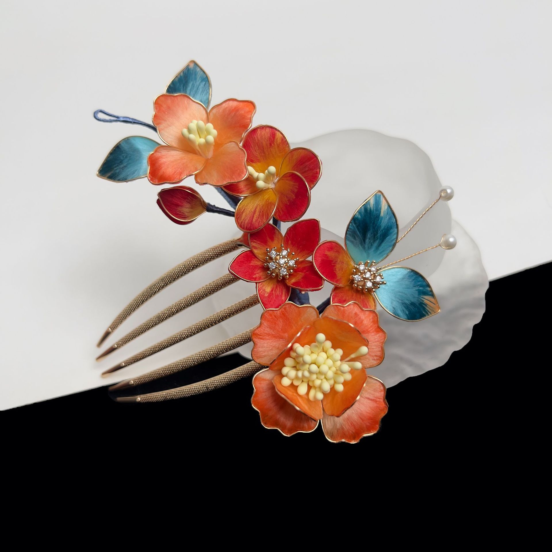 梳齿与花饰连接